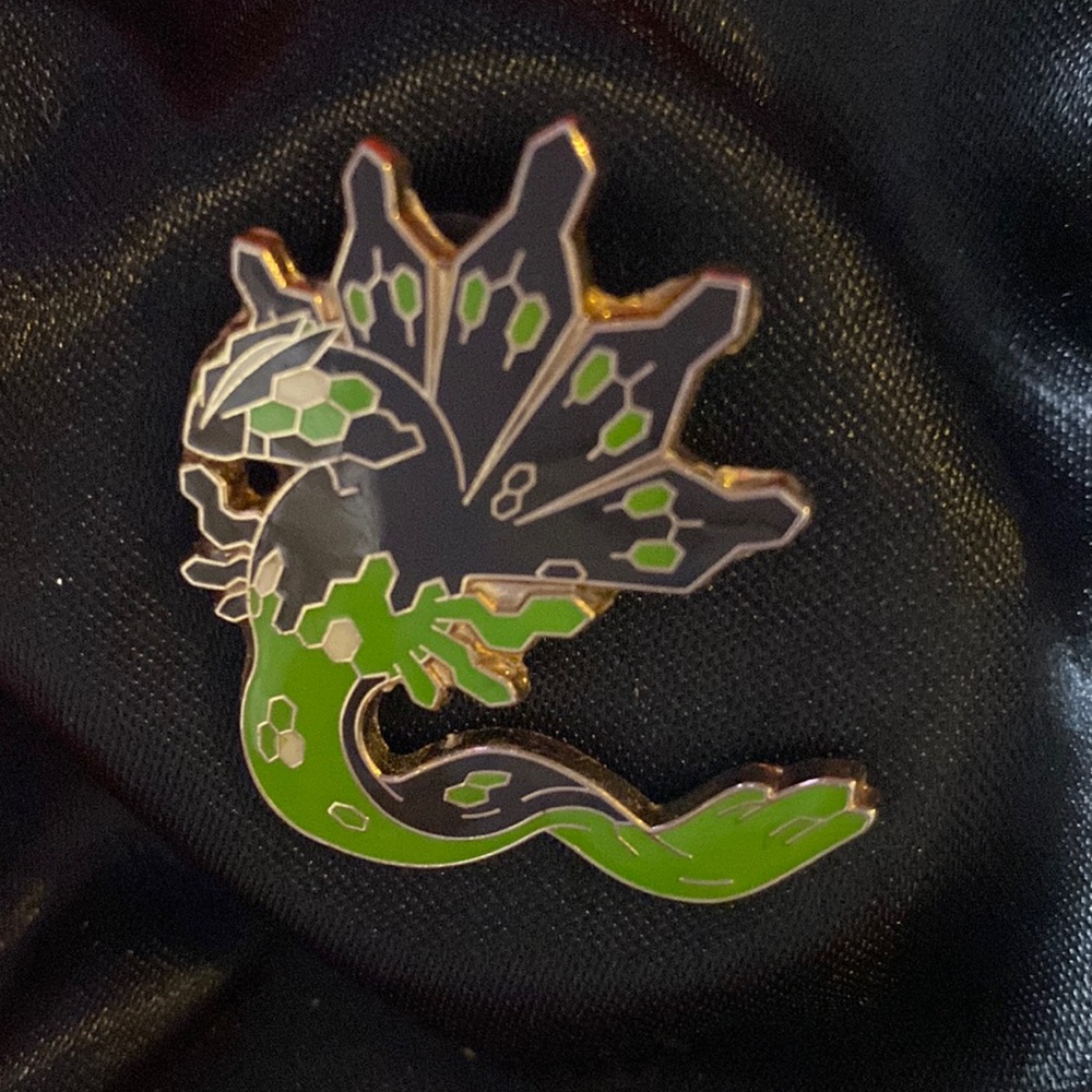 Pokémon official pin Zygarde